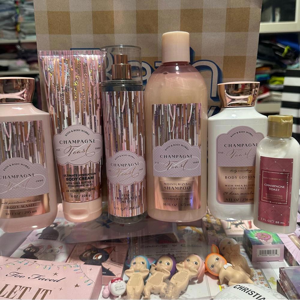 Champagne Bath & Body Set - Pink